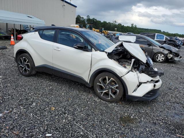 NMTKHMBX2KR096389 - 2019 TOYOTA C-HR XLE Biały zdjęcie 7