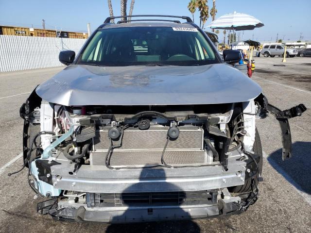 JTMLWRFV9KD029575 - 2019 TOYOTA RAV4 LE فضي صورة 5