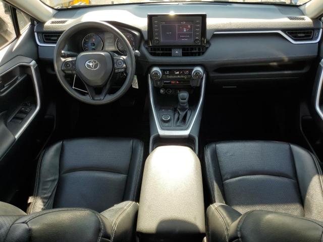 JTMLWRFV9KD029575 - 2019 TOYOTA RAV4 LE فضي صورة 8