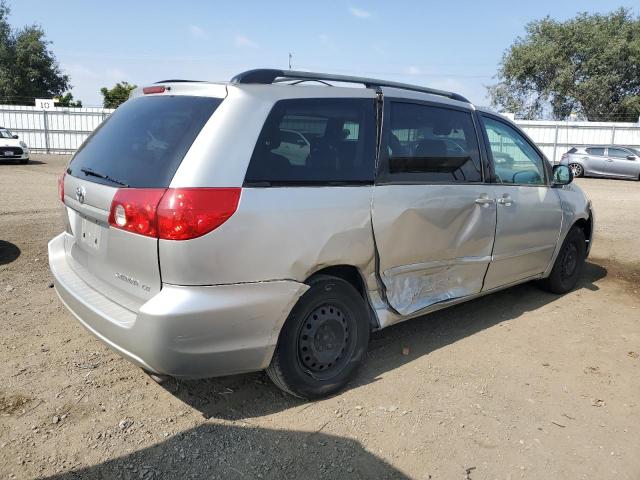 5TDZK23C07S042954 - 2007 TOYOTA SIENNA CE SILVER photo 3