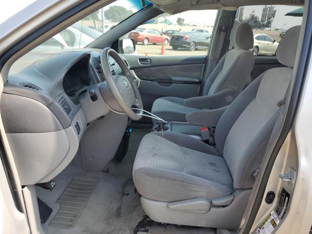 5TDZK23C07S042954 - 2007 TOYOTA SIENNA CE SILVER photo 7