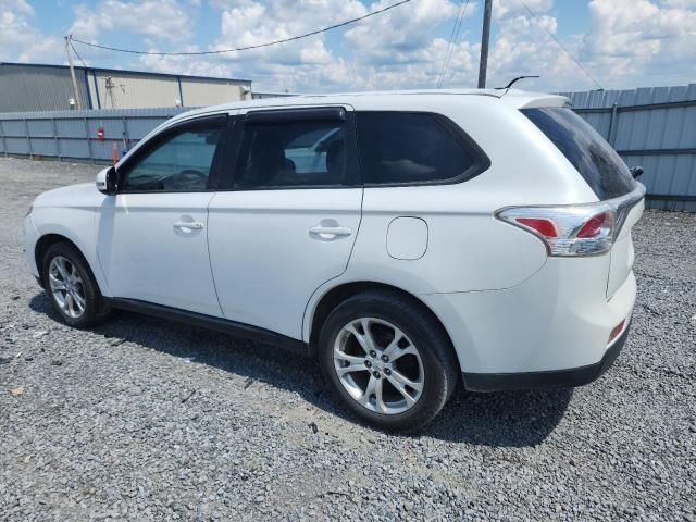 JA4AZ3A36EZ017743 - 2014 MITSUBISHI OUTLANDER SE WHITE photo 2