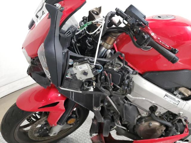 JH2RC7959EK000460 - 2014 HONDA VFR800 F RED photo 11