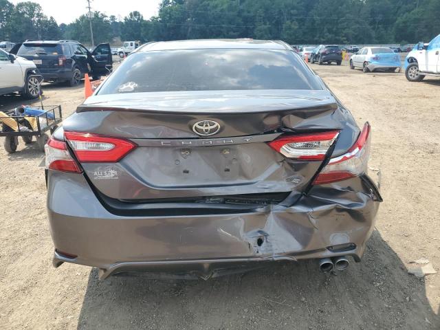 4T1B11HK2JU588393 - 2018 TOYOTA CAMRY L GRAY photo 6