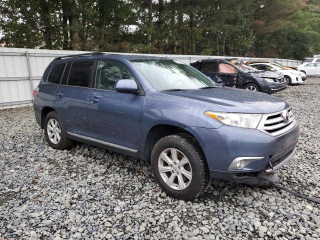 5TDBK3EH2DS196951 - 2013 TOYOTA HIGHLANDER BASE Կապույտ լուսանկար 4