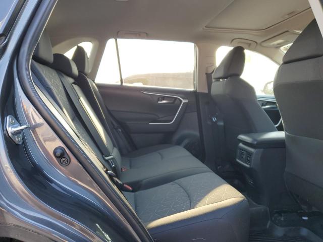 2T3P1RFV1NW305240 - 2022 TOYOTA RAV4 XLE GRAY photo 11