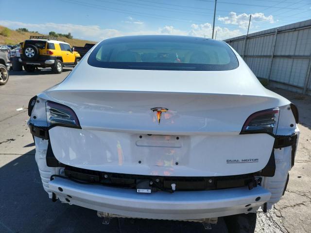5YJ3E1EB2JF074943 - 2018 TESLA MODEL 3 白色 照片 6