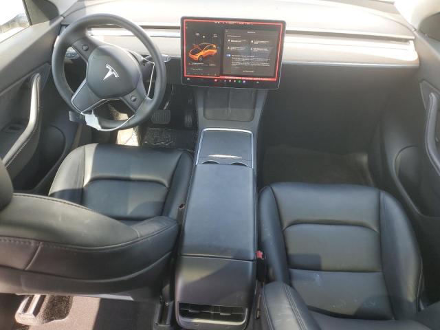 7SAYGDEE8NF361174 - 2022 TESLA MODEL Y WHITE photo 8