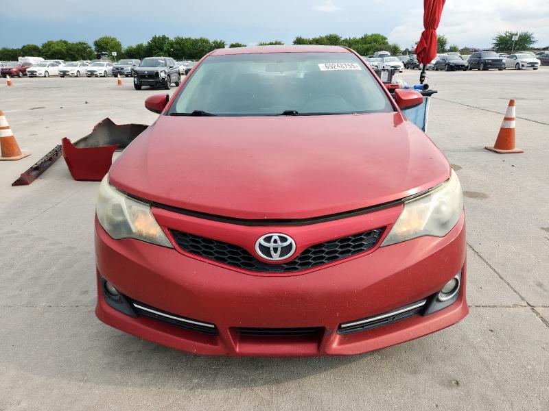 4T1BF1FK5CU623015 - 2012 TOYOTA CAMRY BASE RED photo 5