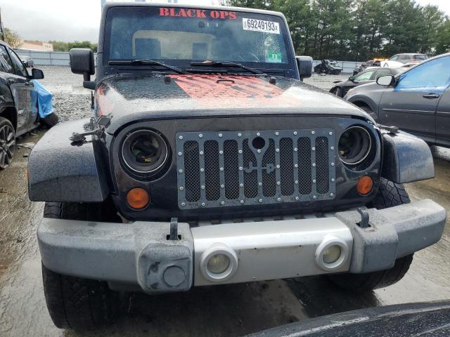 1J4FA54129L788146 - 2009 JEEP WRANGLER SAHARA BLACK photo 5