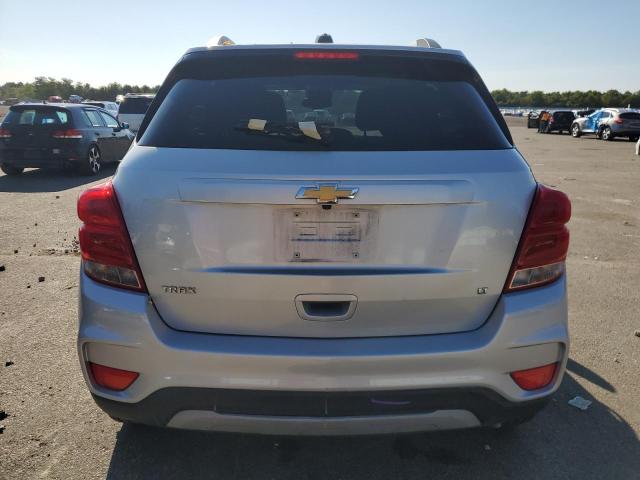 KL7CJLSB5HB088812 - 2017 CHEVROLET TRAX 1LT SILVER photo 6