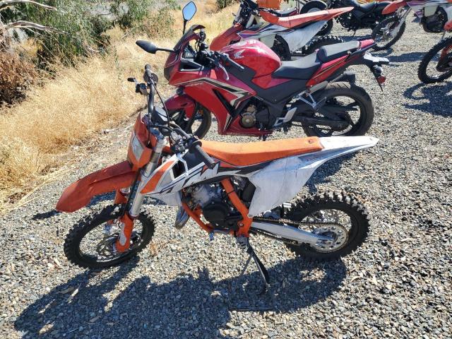 VBKMRA23XPM059935 - 2023 KTM 50 / 65 SX ORANGE photo 3