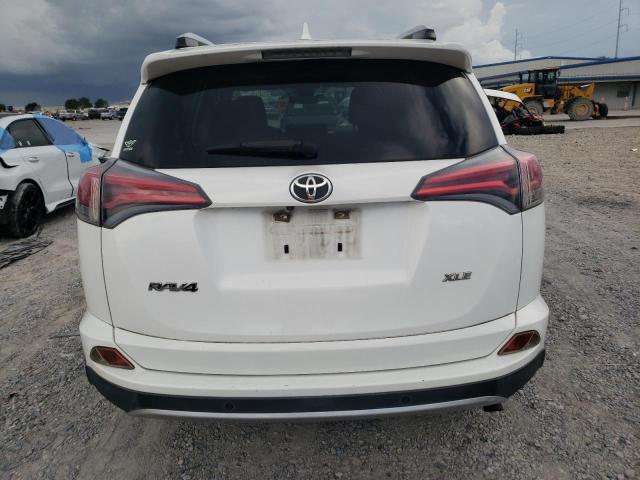 JTMWFREV6GJ069071 - 2016 TOYOTA RAV4 XLE WHITE photo 6