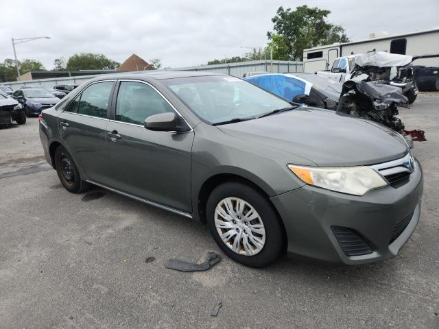 4T4BF1FK8CR244421 - 2012 TOYOTA CAMRY BASE GREEN photo 4