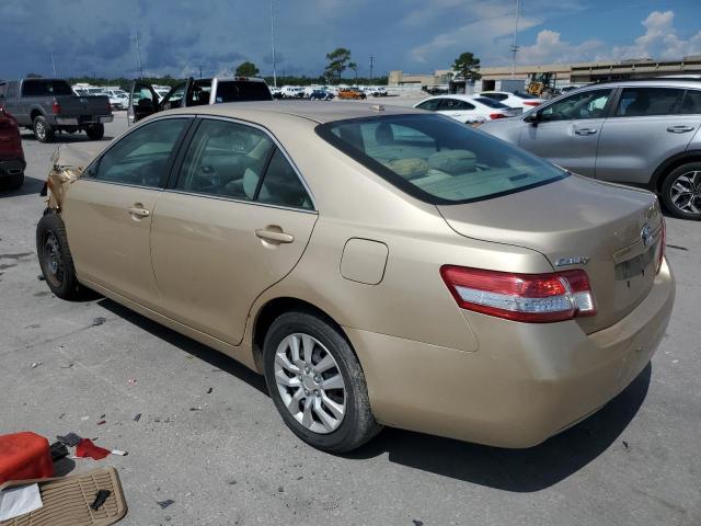 4T1BF3EK7BU703833 - 2011 TOYOTA CAMRY BASE Ոսկեգույն լուսանկար 2