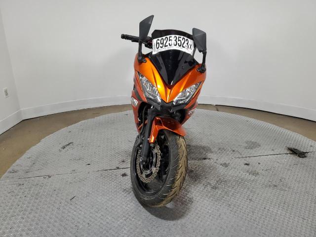 JKAEXEJ16HDA01788 - 2017 KAWASAKI EX650 J ნარინჯისფერი ფოტო 2