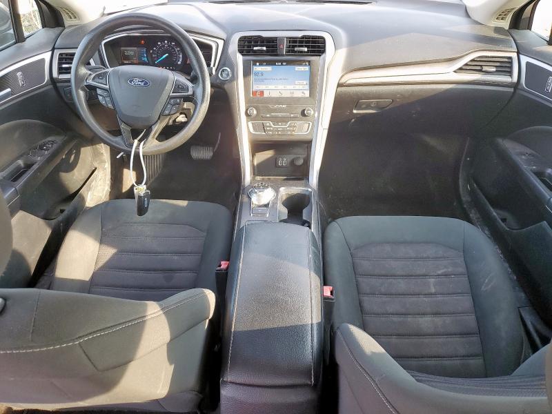 3FA6P0H7XKR265492 - 2019 FORD FUSION SE Boz foto 8