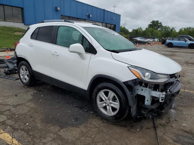 3GNCJLSB2KL326390 - 2019 CHEVROLET TRAX 1LT WHITE photo 4