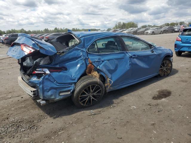 4T1G11AKXPU101434 - 2023 TOYOTA CAMRY SE NIGHT SHADE BLUE photo 3