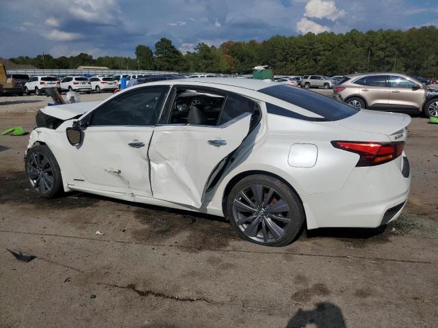 1N4AL4FV5KC154894 - 2019 NISSAN ALTIMA EDITION ONE WHITE photo 2