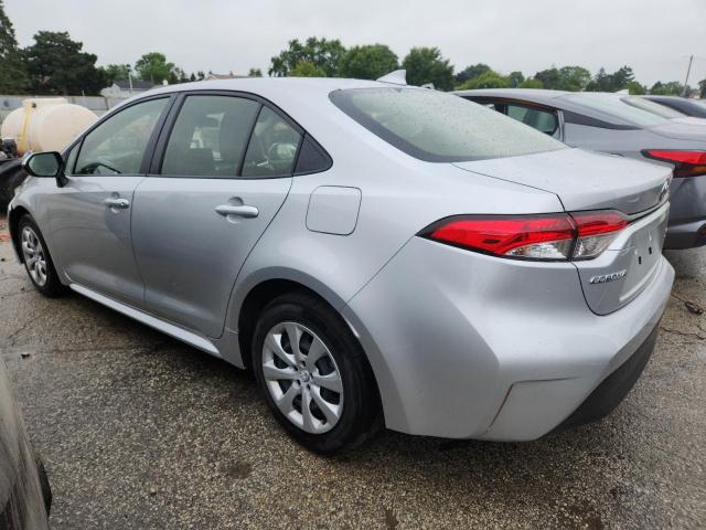 JTDBCMFE5RJ028541 - 2024 TOYOTA COROLLA LE SILVER photo 2