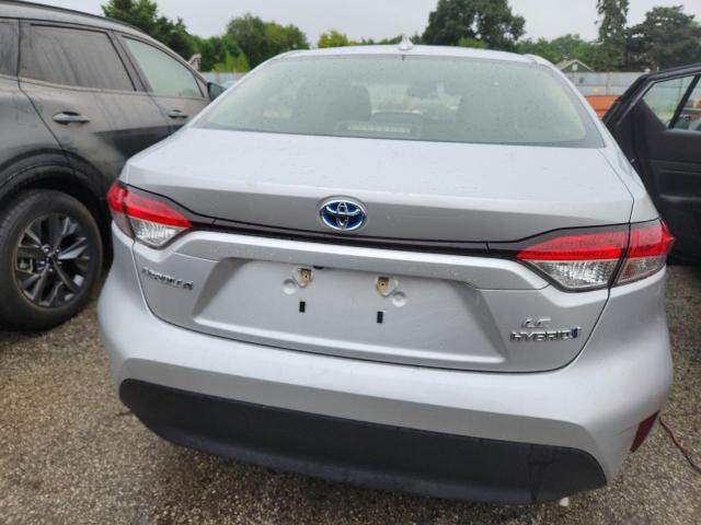 JTDBCMFE5RJ028541 - 2024 TOYOTA COROLLA LE SILVER photo 6