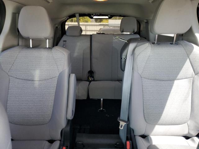 5TDKRKEC0PS152073 - 2023 TOYOTA SIENNA LE GRAY photo 10