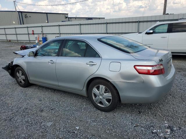 4T1BE46K47U729000 - 2007 TOYOTA CAMRY CE 银色 照片 2