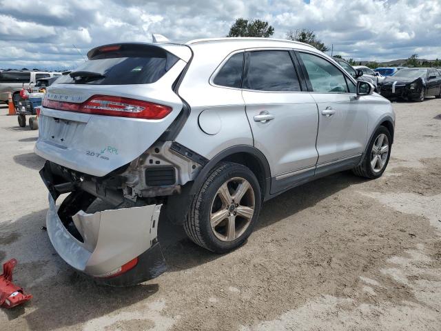 5LMCJ1D91HUL23866 - 2017 LINCOLN MKC PREMIERE SILVER photo 3