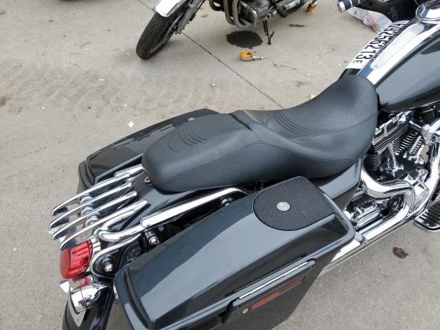 1HD1KBW146Y666670 - 2006 HARLEY-DAVIDSON FLHXI BLACK photo 6