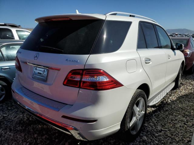 4JGDA7DB5DA235623 - 2013 MERCEDES-BENZ ML 550 4MATIC WHITE photo 3