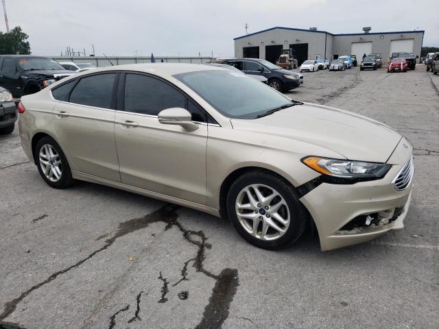 3FA6P0H75HR186840 - 2017 FORD FUSION SE GOLD photo 4