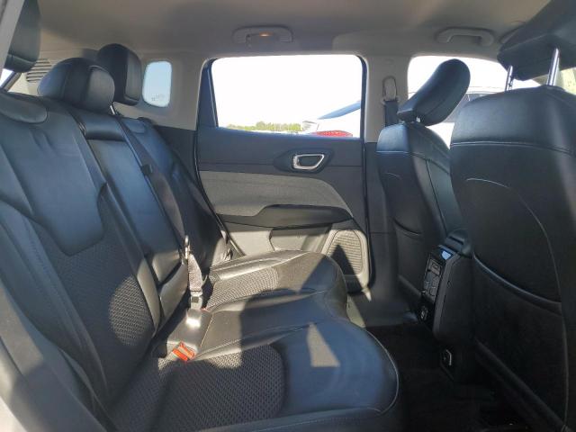 3C4NJCBB7NT138096 - 2022 JEEP COMPASS LATITUDE ვერცხლისფერი ფოტო 11