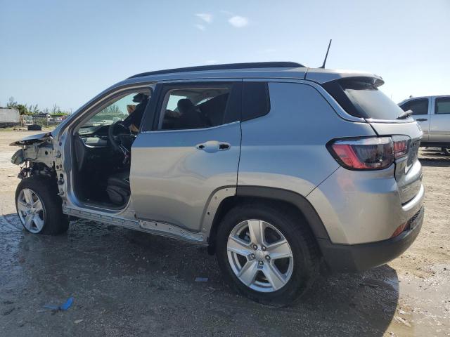 3C4NJCBB7NT138096 - 2022 JEEP COMPASS LATITUDE ვერცხლისფერი ფოტო 2