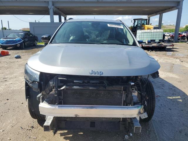 3C4NJCBB7NT138096 - 2022 JEEP COMPASS LATITUDE ვერცხლისფერი ფოტო 5