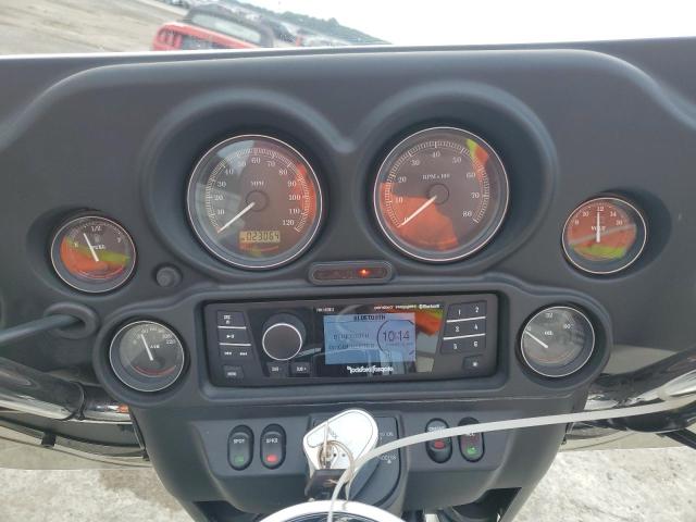 1HD1FC4187Y642760 - 2007 HARLEY-DAVIDSON FLHTCUI თეთრი ფოტო 8