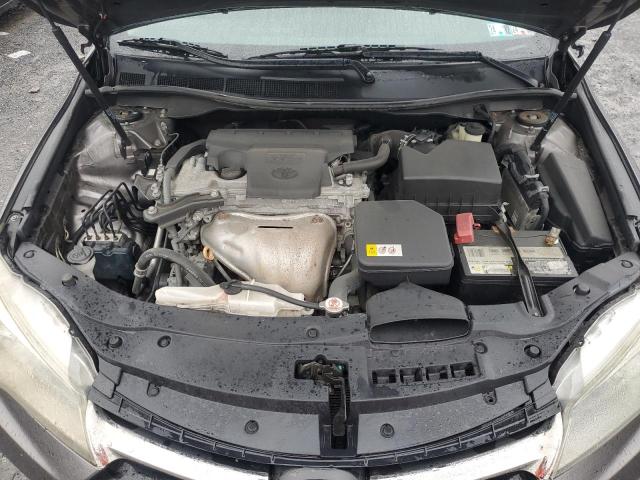 4T1BF1FK0HU335877 - 2017 TOYOTA CAMRY LE GRAY photo 11