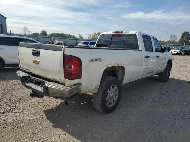 1GC1KXEG2DF166763 - 2013 CHEVROLET SILVERADO K2500 HEAVY DUTY LT WHITE photo 3