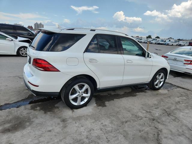 4JGDA5HB5GA775220 - 2016 MERCEDES-BENZ GLE 350 4MATIC WHITE photo 3