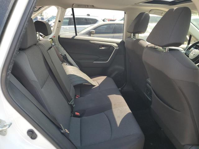 JTMP1RFV8KD043712 - 2019 TOYOTA RAV4 XLE WHITE photo 11