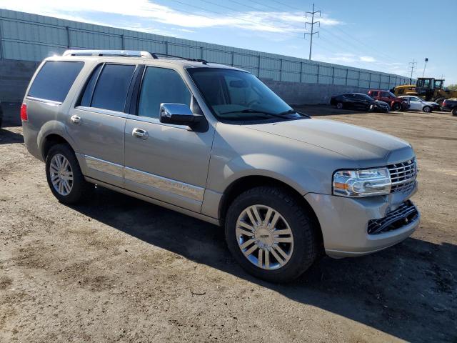 5LMFU27508LJ04048 - 2008 LINCOLN NAVIGATOR ბეჟი ფოტო 4