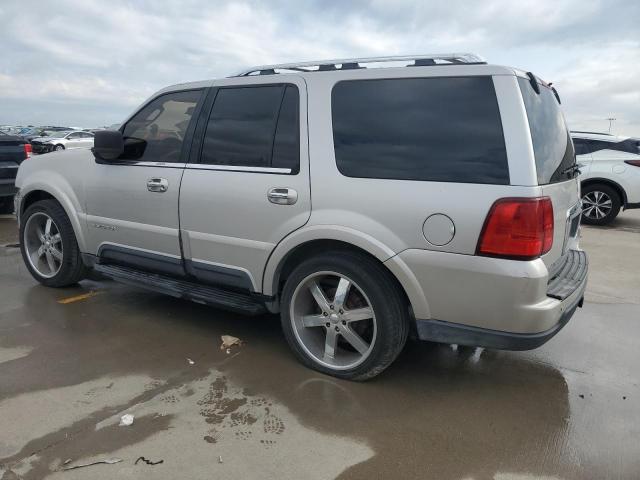 5LMFU27RX4LJ27558 - 2004 LINCOLN NAVIGATOR 银色 照片 2