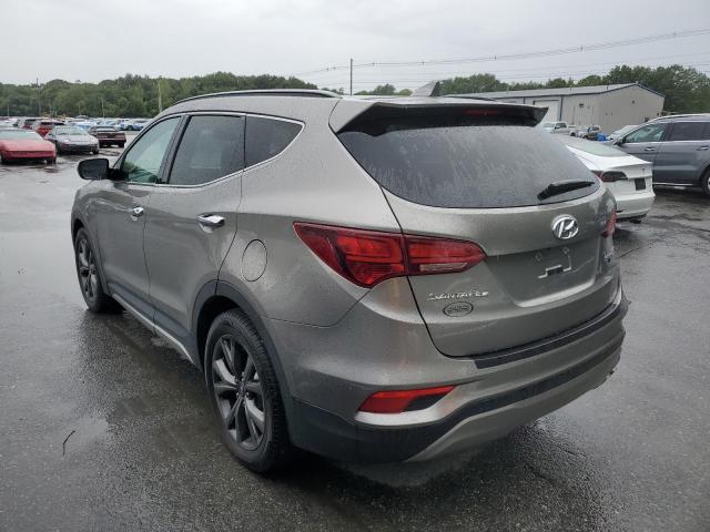 5XYZWDLA3JG504104 - 2018 HYUNDAI SANTA FE S Grau Foto 2