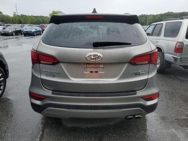 5XYZWDLA3JG504104 - 2018 HYUNDAI SANTA FE S Grau Foto 6