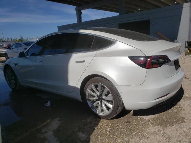 5YJ3E1EA9KF466388 - 2019 TESLA MODEL 3 WHITE photo 2