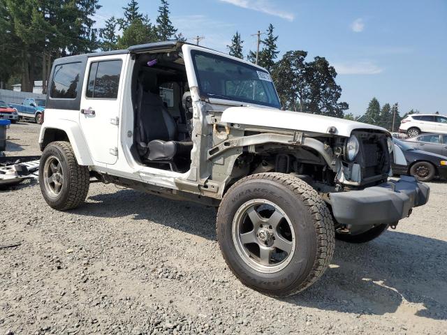 1C4BJWEG5CL159792 - 2012 JEEP WRANGLER U SAHARA WHITE photo 4