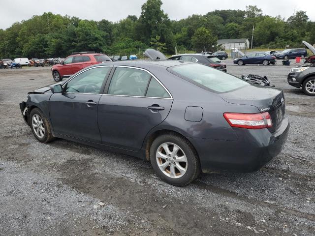 4T1BF3EK8BU117979 - 2011 TOYOTA CAMRY BASE رمادي صورة 2