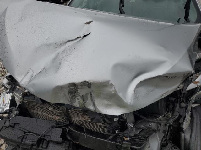 4T1BF1FK0FU113286 - 2015 TOYOTA CAMRY LE SILVER photo 11