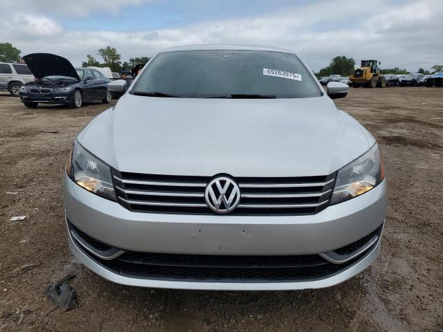 1VWBS7A39EC095021 - 2014 VOLKSWAGEN PASSAT SE SILVER photo 5