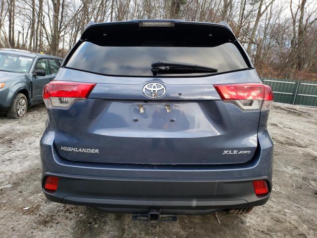 5TDJZRFH8JS913583 - 2018 TOYOTA HIGHLANDER SE BLUE photo 6